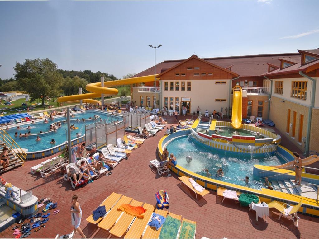 Relax Apartment House Залакарош Экстерьер фото